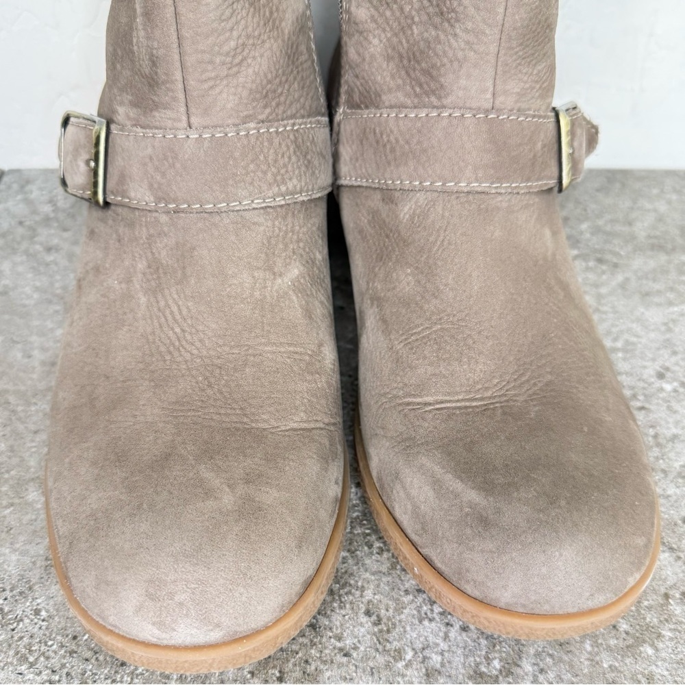 NEW DANSKO Delphine Stone Waterproof Nubuck Boot EU 40 US 9.5/10 - Picture 6 of 10